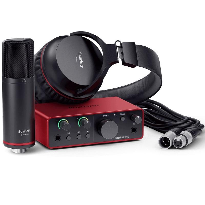 Focusrite Scarlett Solo Studio 4th Gen Scheda Audio Bundle